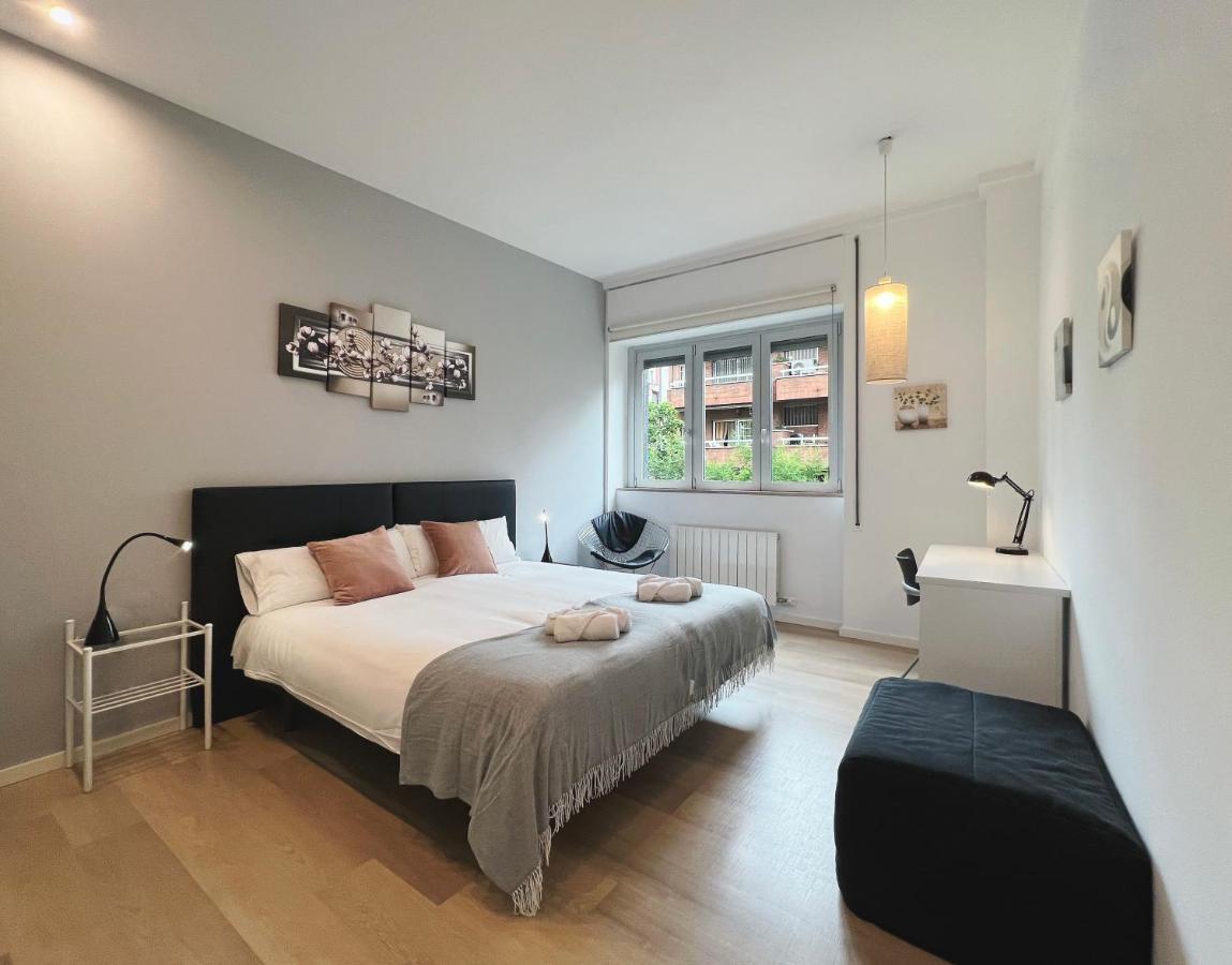 Stay U-Nique Apartments Sants Barcelona Ngoại thất bức ảnh