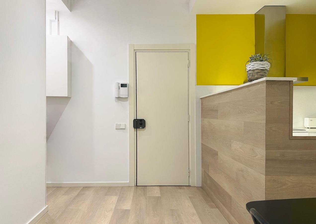 Stay U-Nique Apartments Sants Barcelona Ngoại thất bức ảnh